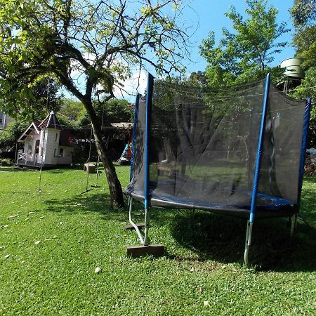 Villa Sobrado Estilo Alemao Canela Esterno foto