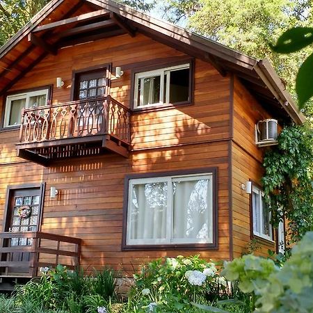 Villa Sobrado Estilo Alemao Canela Esterno foto
