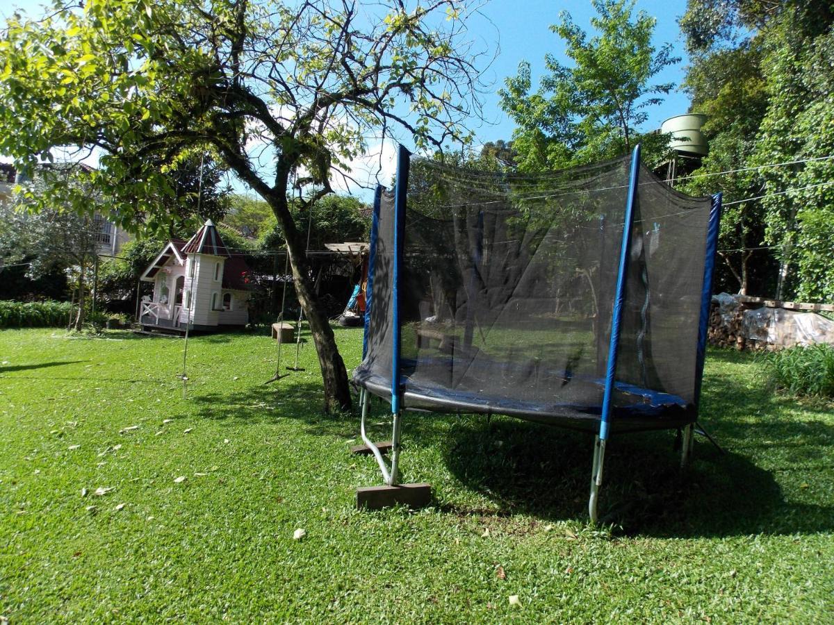 Villa Sobrado Estilo Alemao Canela Esterno foto