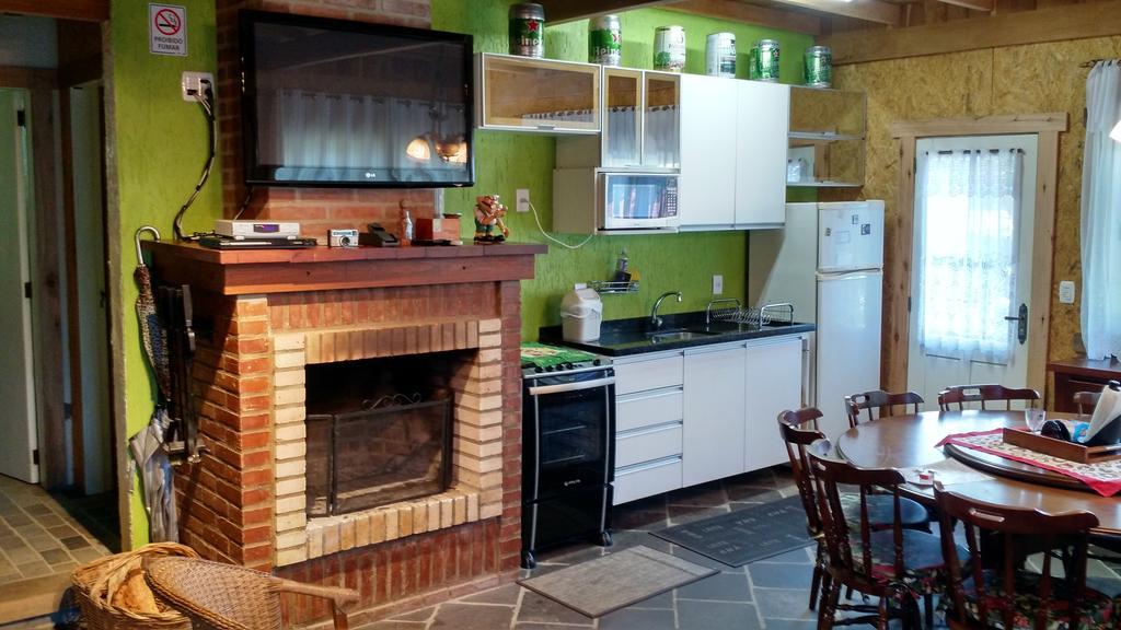 Villa Sobrado Estilo Alemao Canela Esterno foto