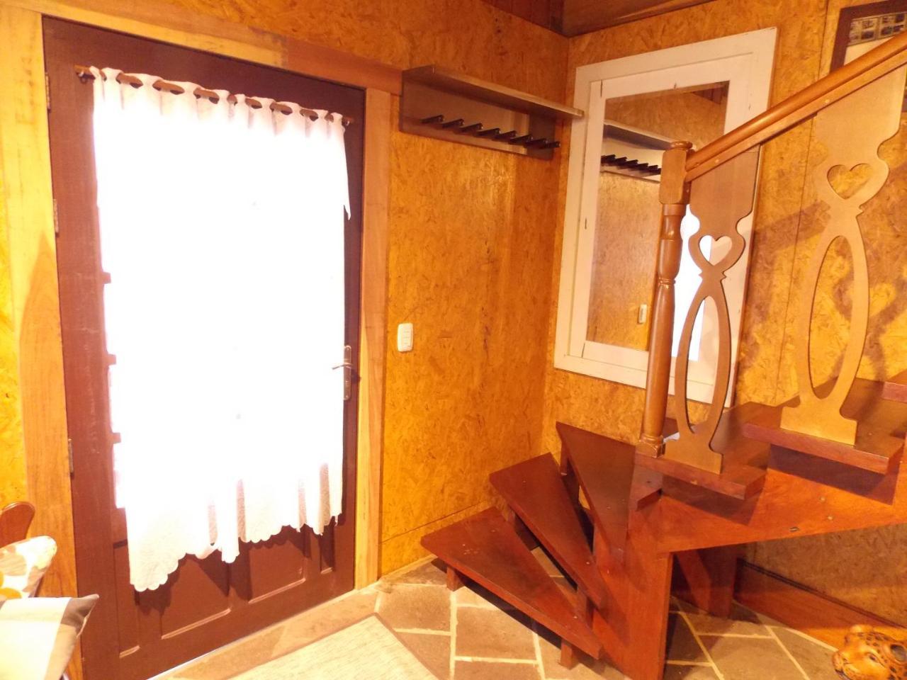 Villa Sobrado Estilo Alemao Canela Esterno foto