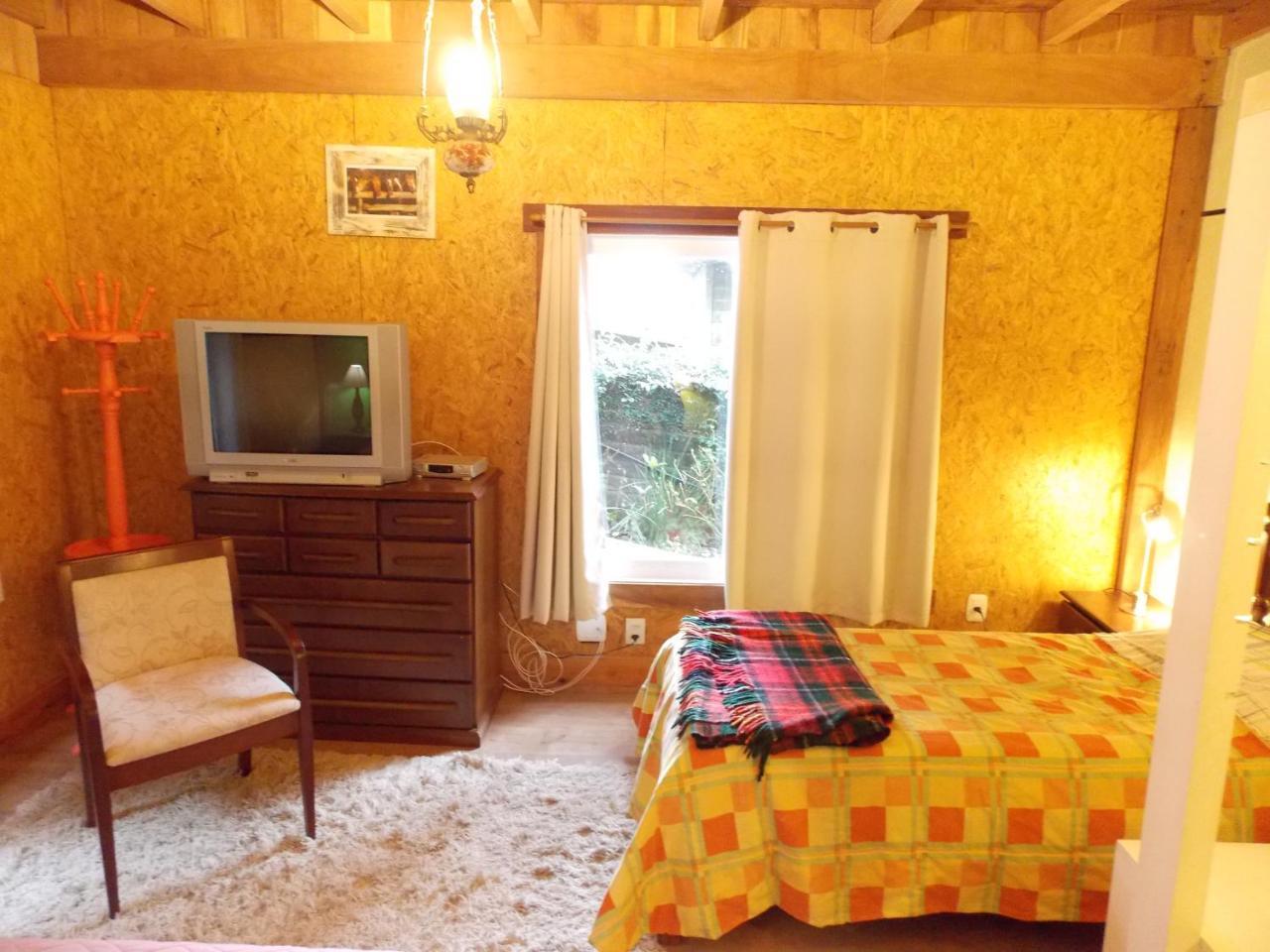 Villa Sobrado Estilo Alemao Canela Esterno foto