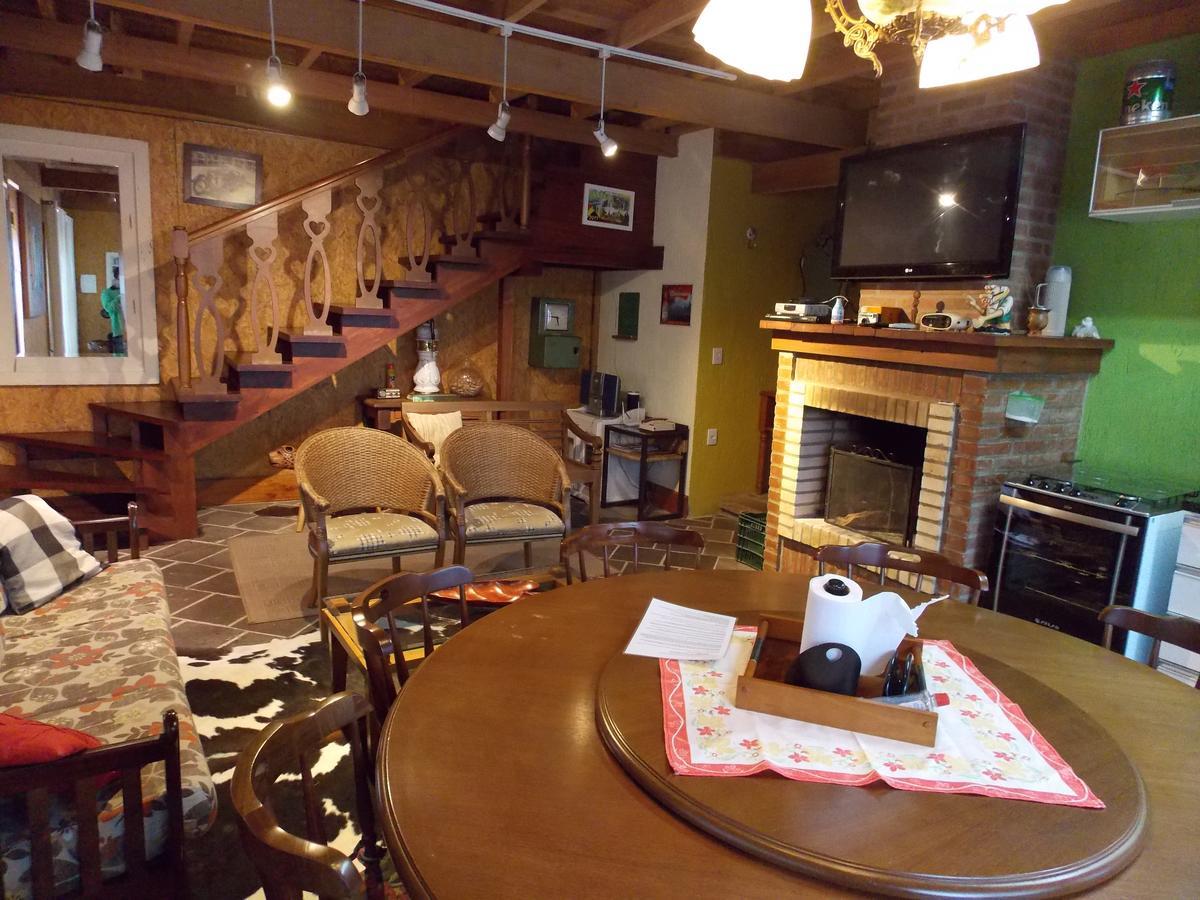 Villa Sobrado Estilo Alemao Canela Esterno foto