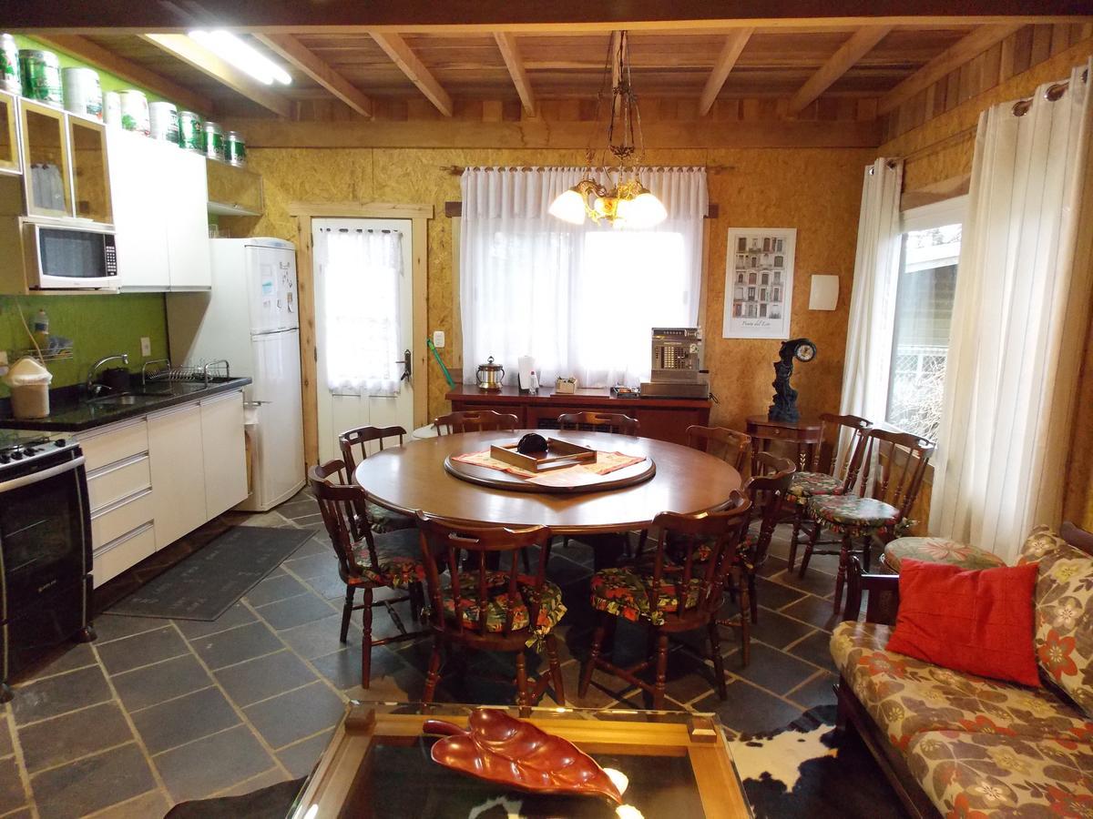 Villa Sobrado Estilo Alemao Canela Esterno foto